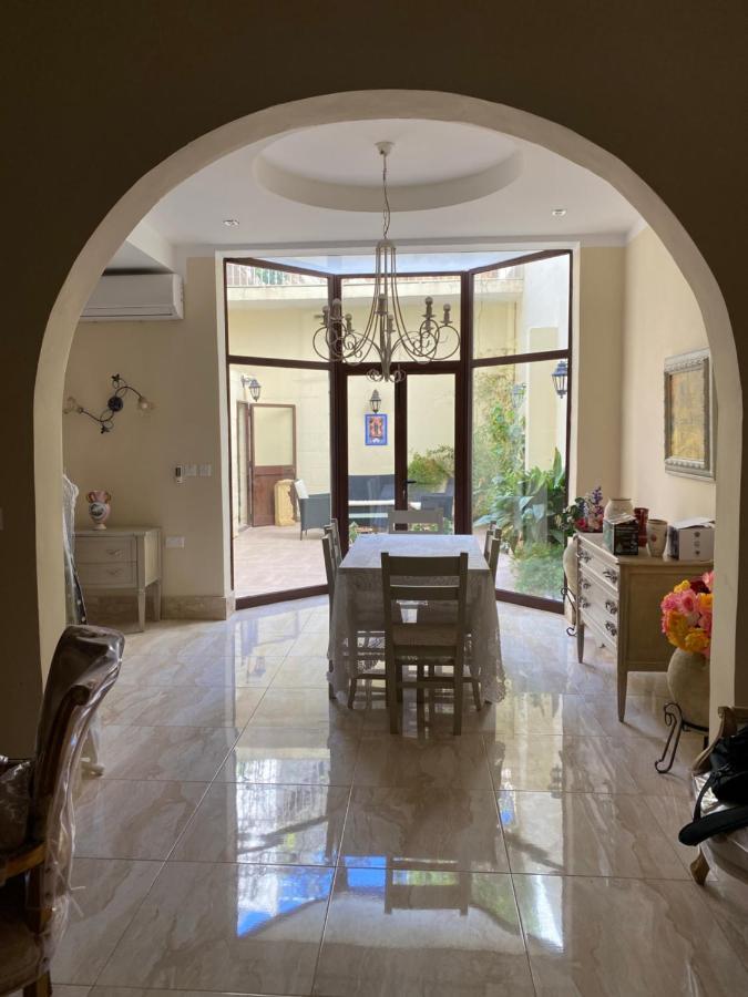 Magical Casalgo House Apartment วิกตอเรีย ภายนอก รูปภาพ