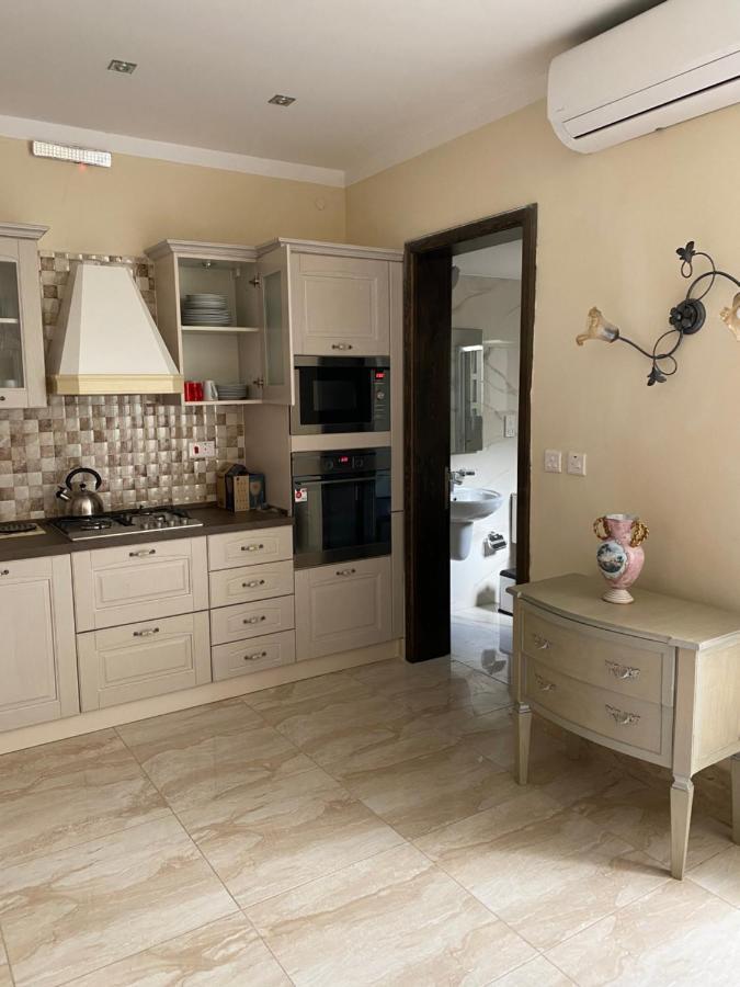 Magical Casalgo House Apartment วิกตอเรีย ภายนอก รูปภาพ