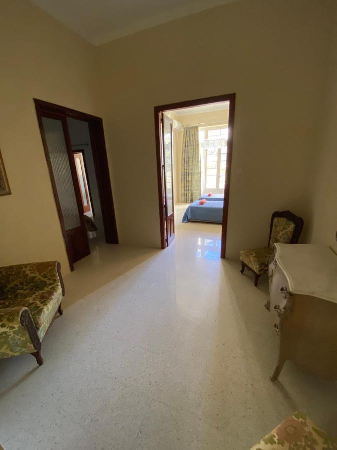 Magical Casalgo House Apartment วิกตอเรีย ภายนอก รูปภาพ